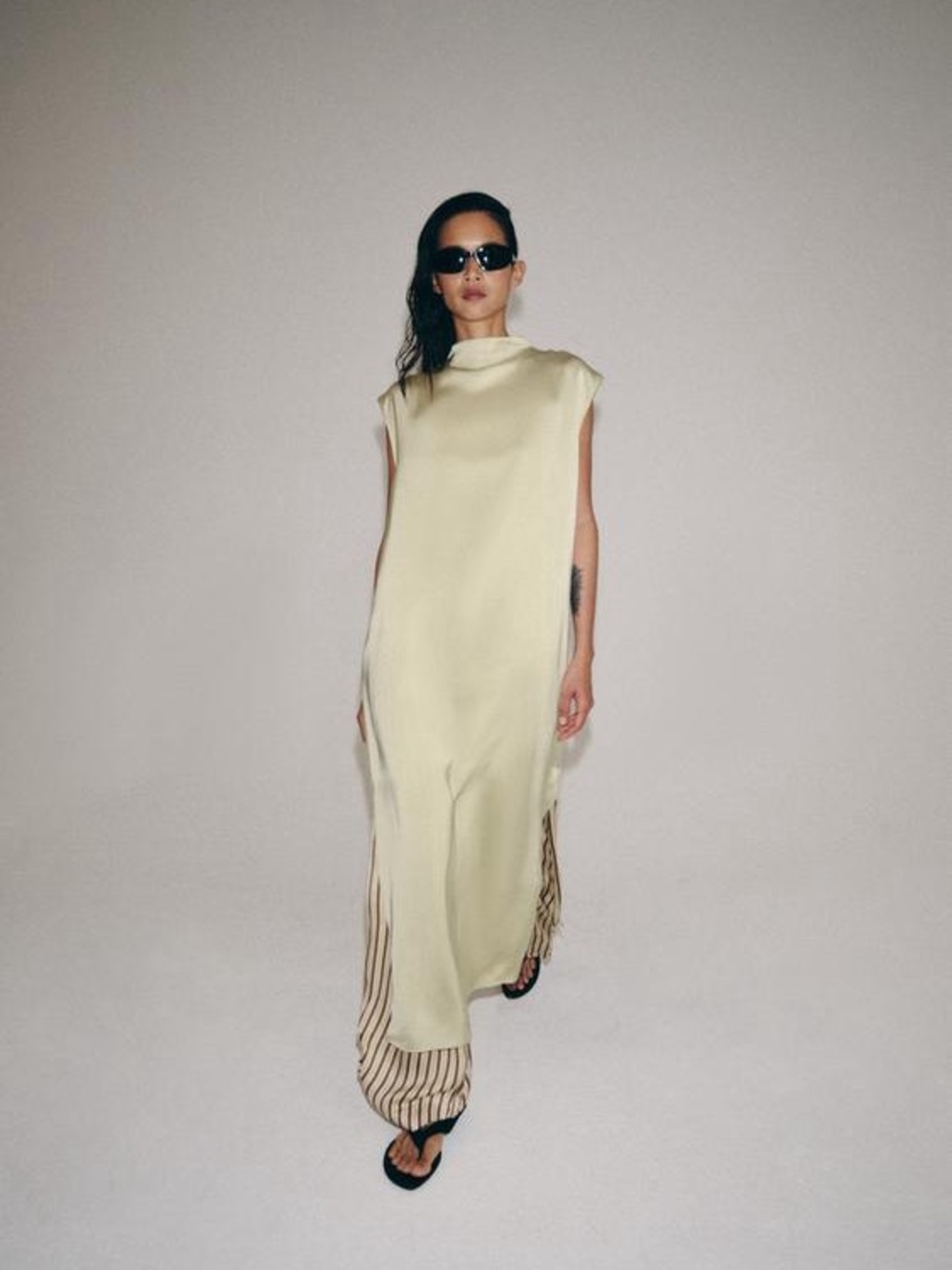 ZW Collection Zara Sleeveless Satin Maxi Dress frog fastening  in sea green POP - Picture 3 of 9